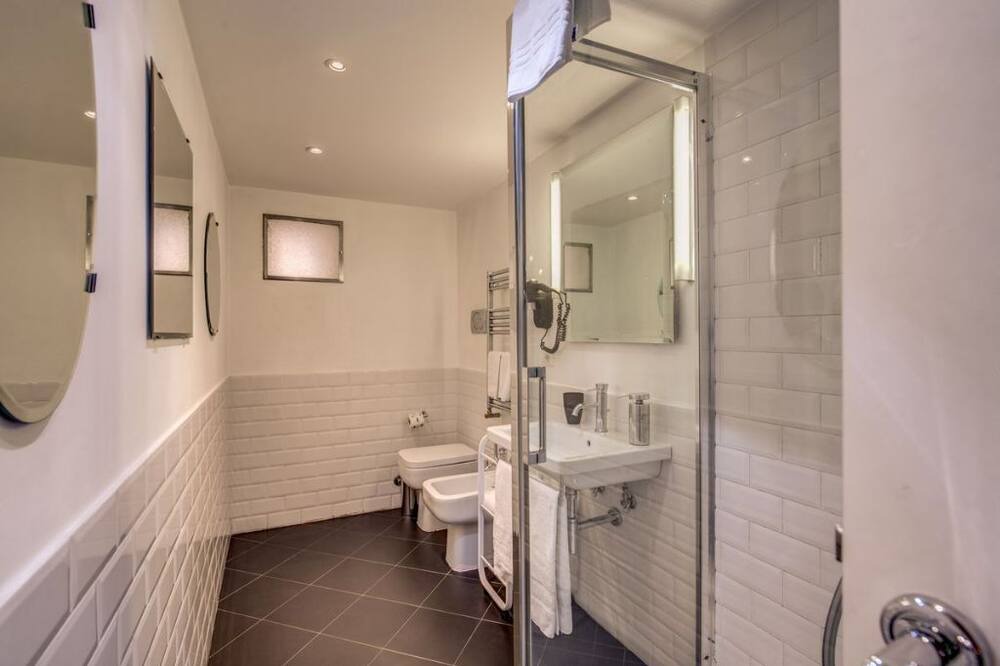 Photo of Bathroom in Rione V Ponte