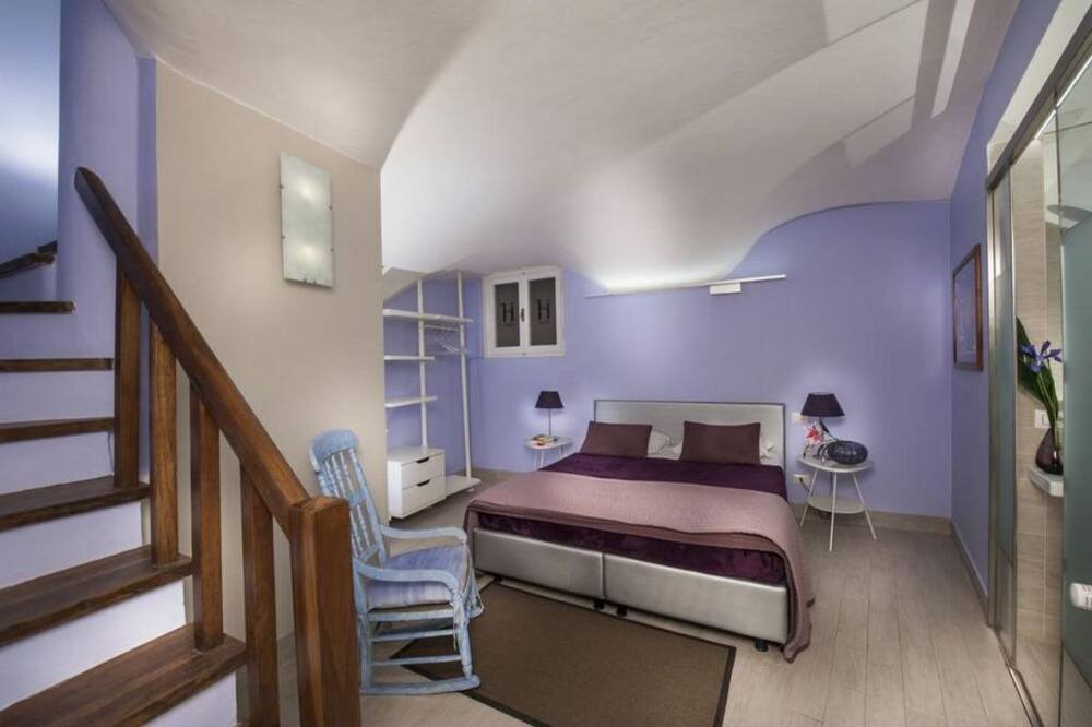 Photo of Bedroom in Rione V Ponte
