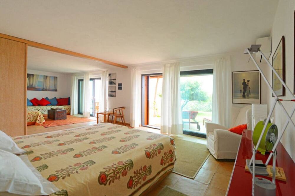 Photo of Bedroom in Porto Santo Stefano