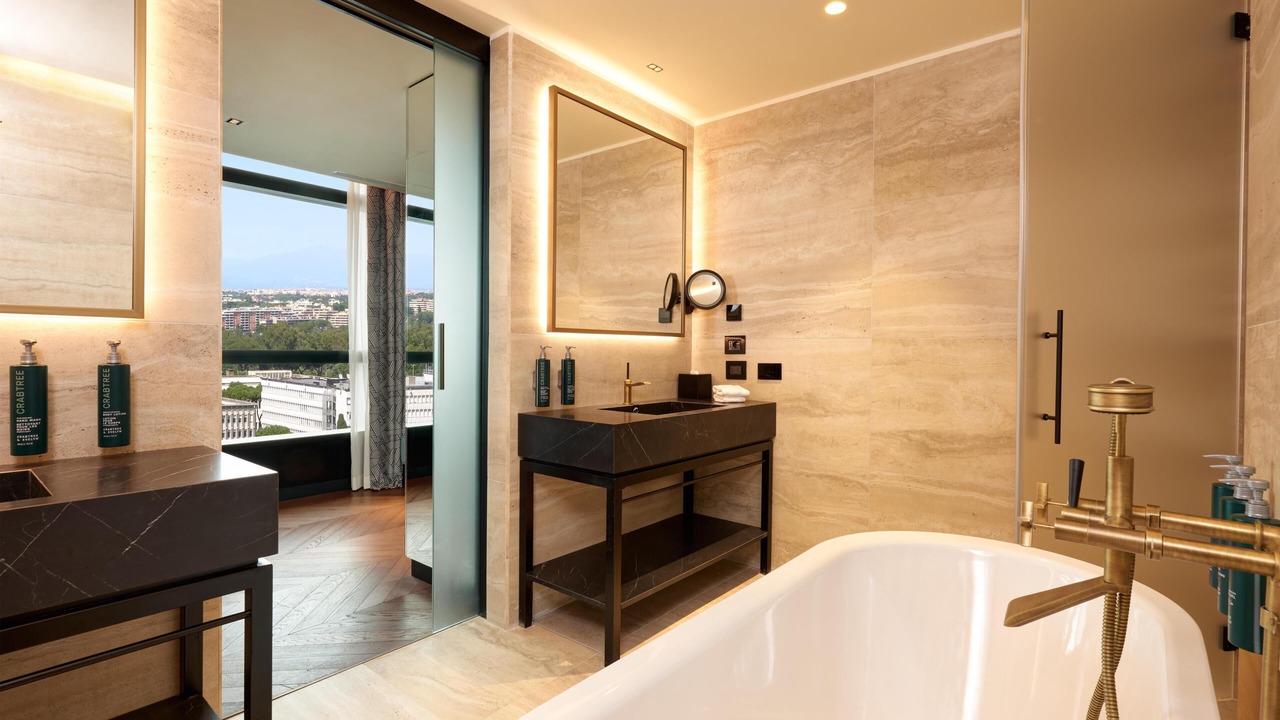 Photo of Bathroom in EUR
