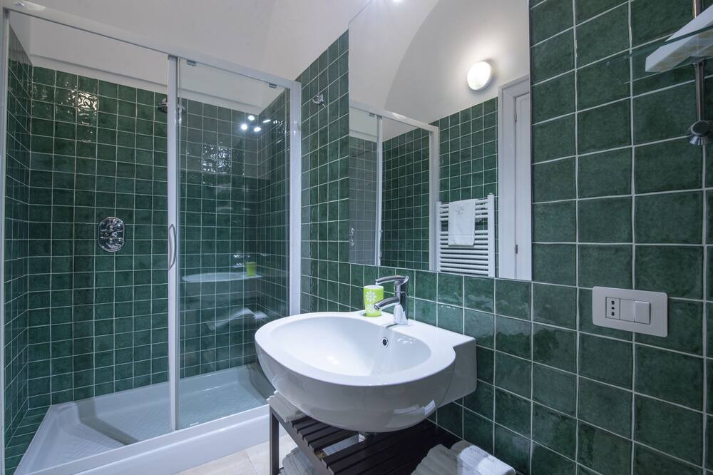 Photo of Bathroom in Pogerola