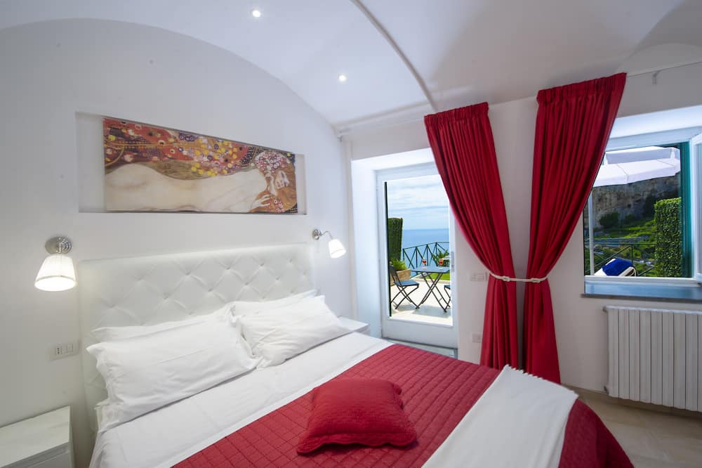 Photo of Bedroom in Pogerola