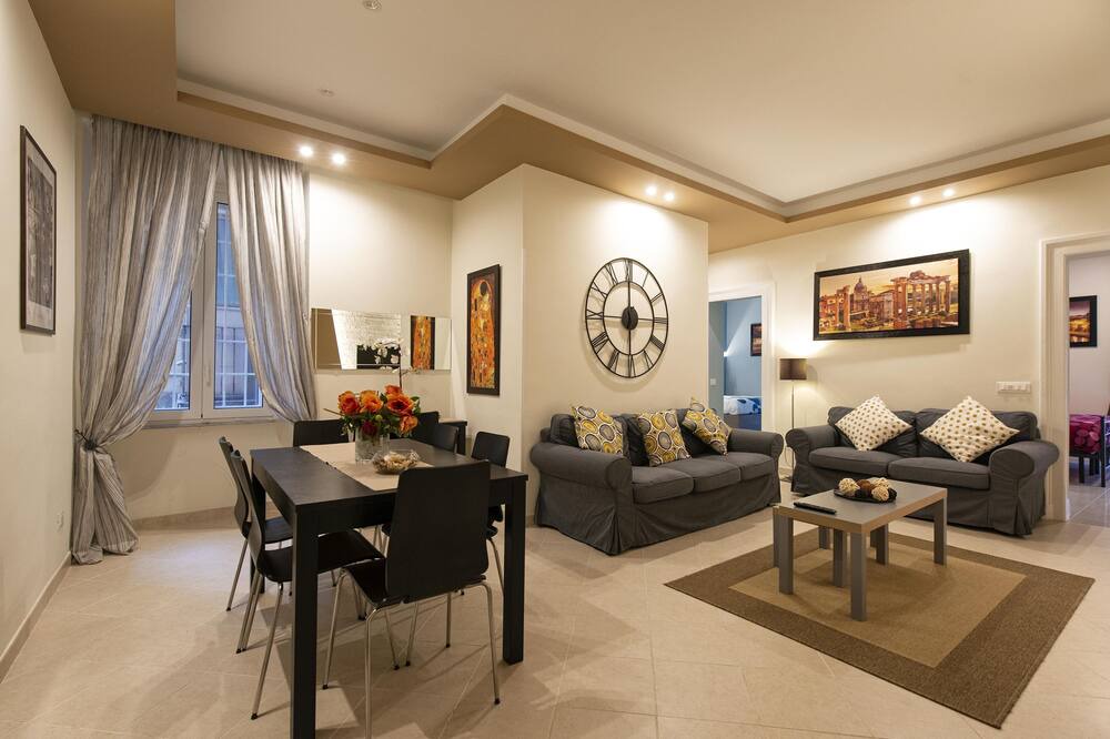 Photo of Livingroom in Vatican
