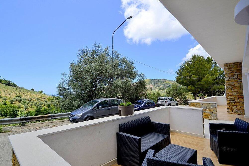 Photo of Patio Balcony in Serramezzana