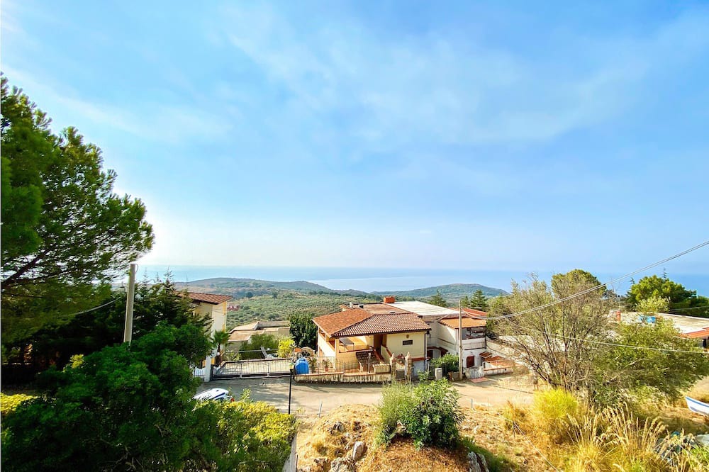Photo of Bedroom in Camerota