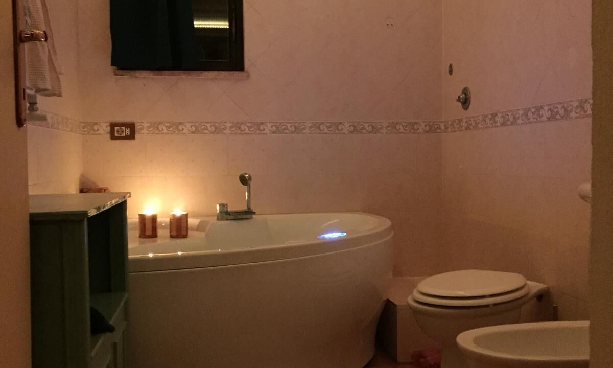 Photo of Bathroom in Sutri