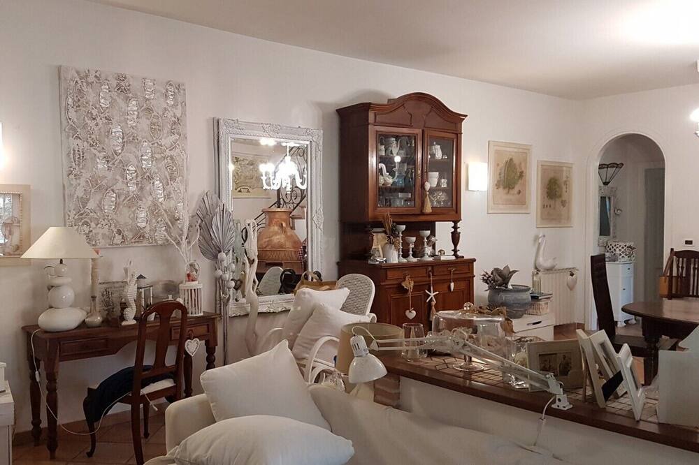 Photo of Livingroom in Sabaudia