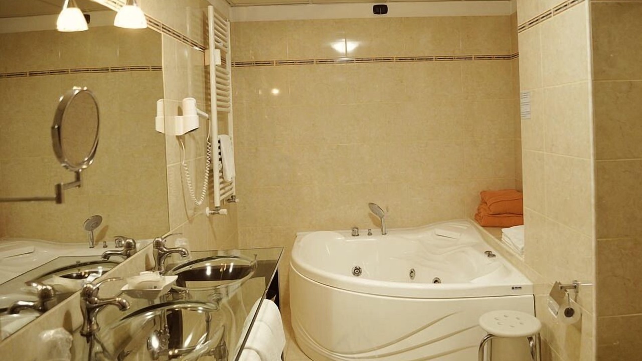 Photo of Bathroom in Cassino