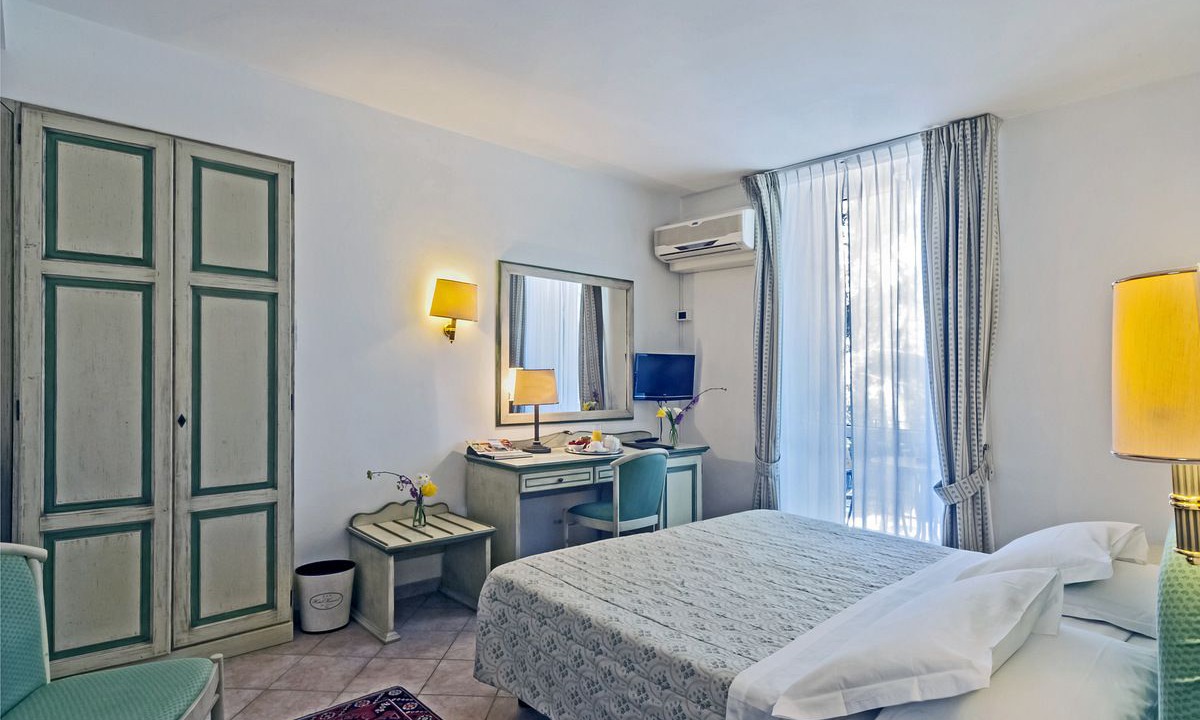 Photo of Bedroom in Passignano sul Trasimeno