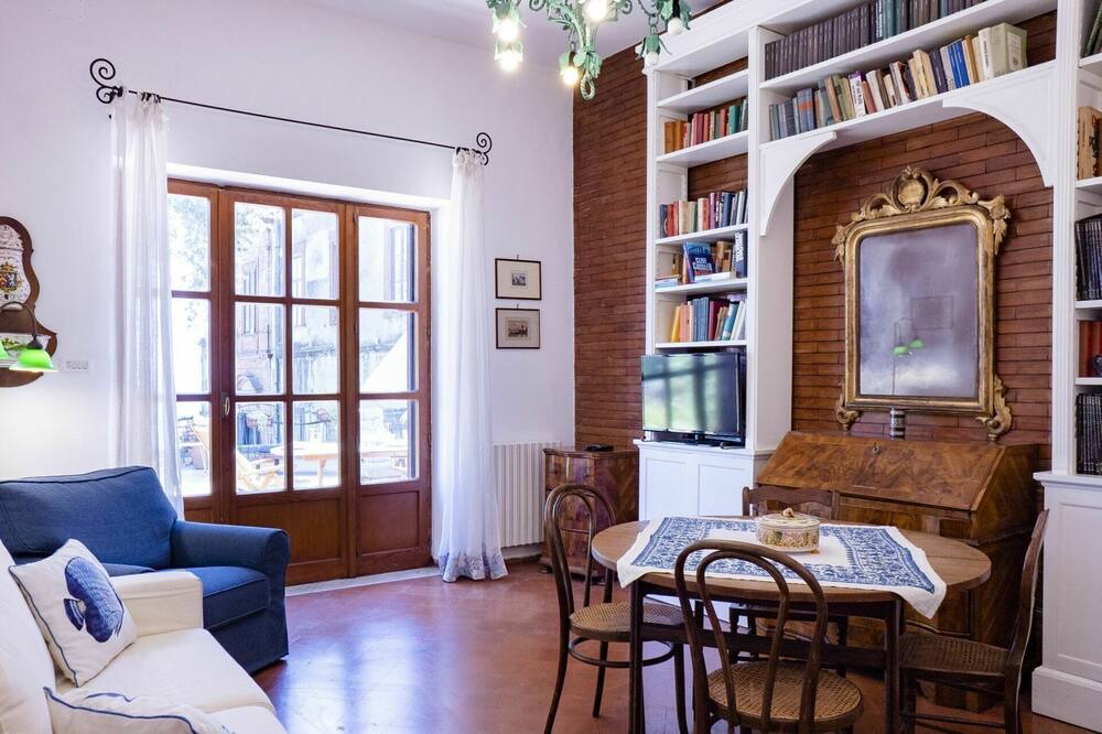 Photo of Bedroom in Formia