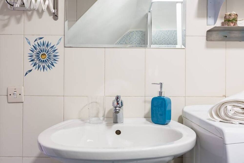 Photo of Bathroom in Sallustiano