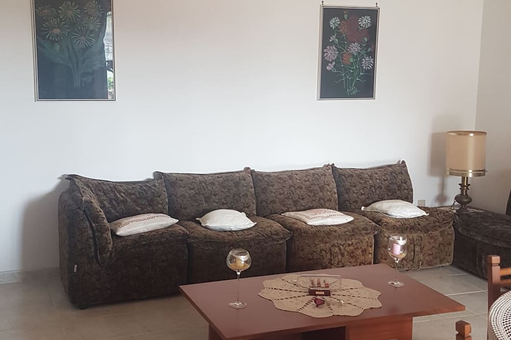 Photo of Livingroom in Latina Lido