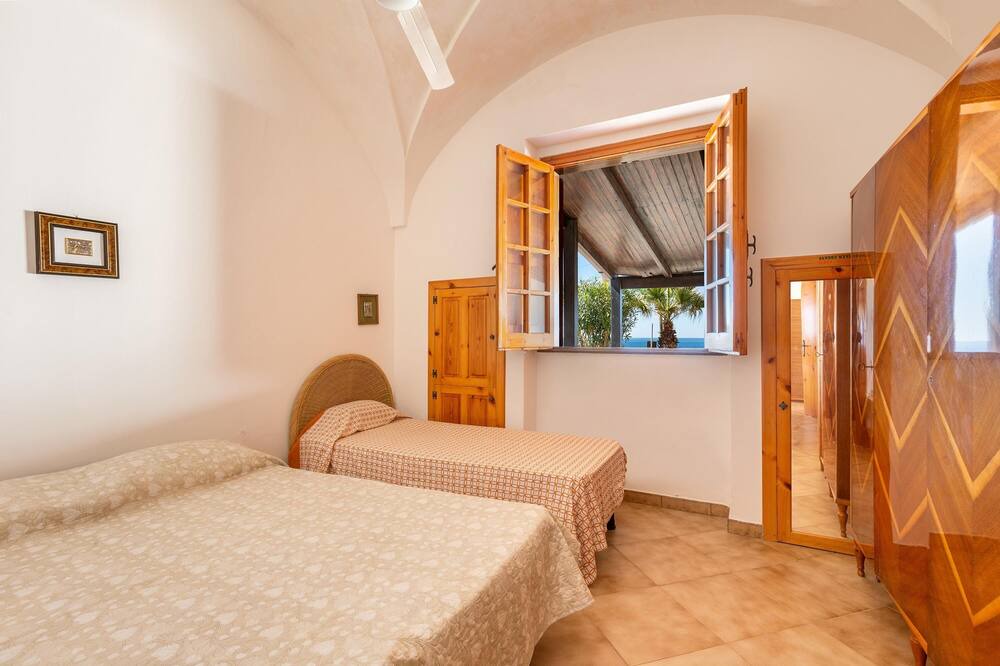 Photo of Bedroom in Posto Rosso