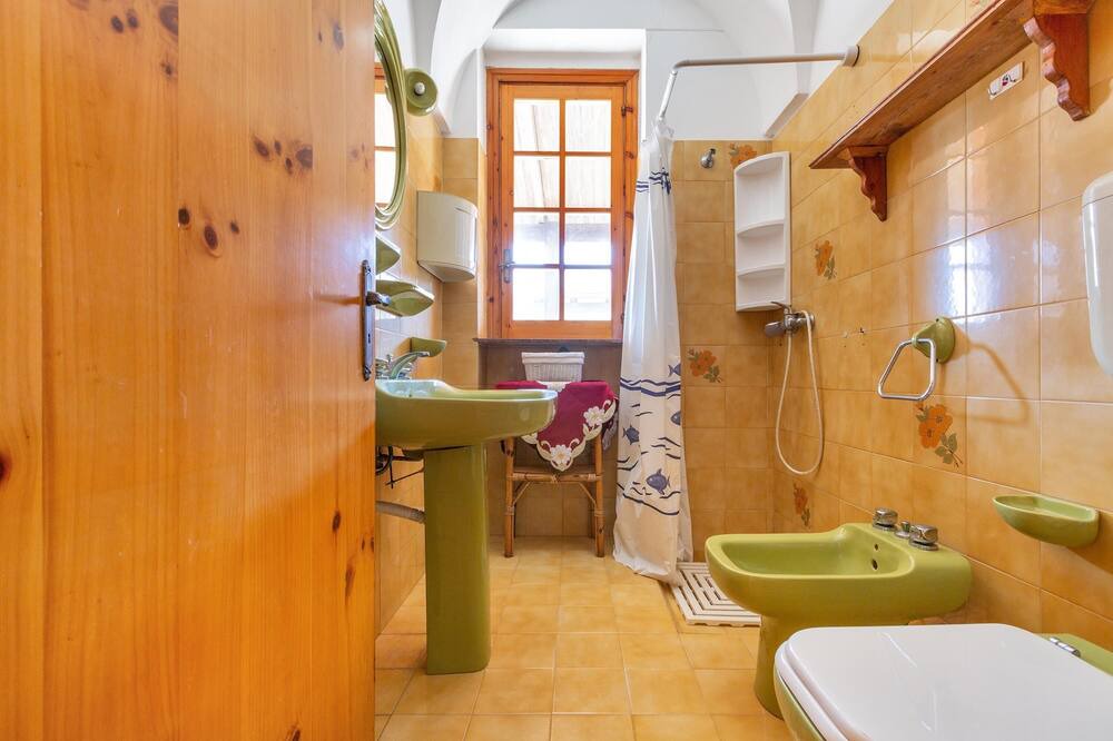 Photo of Bathroom in Posto Rosso