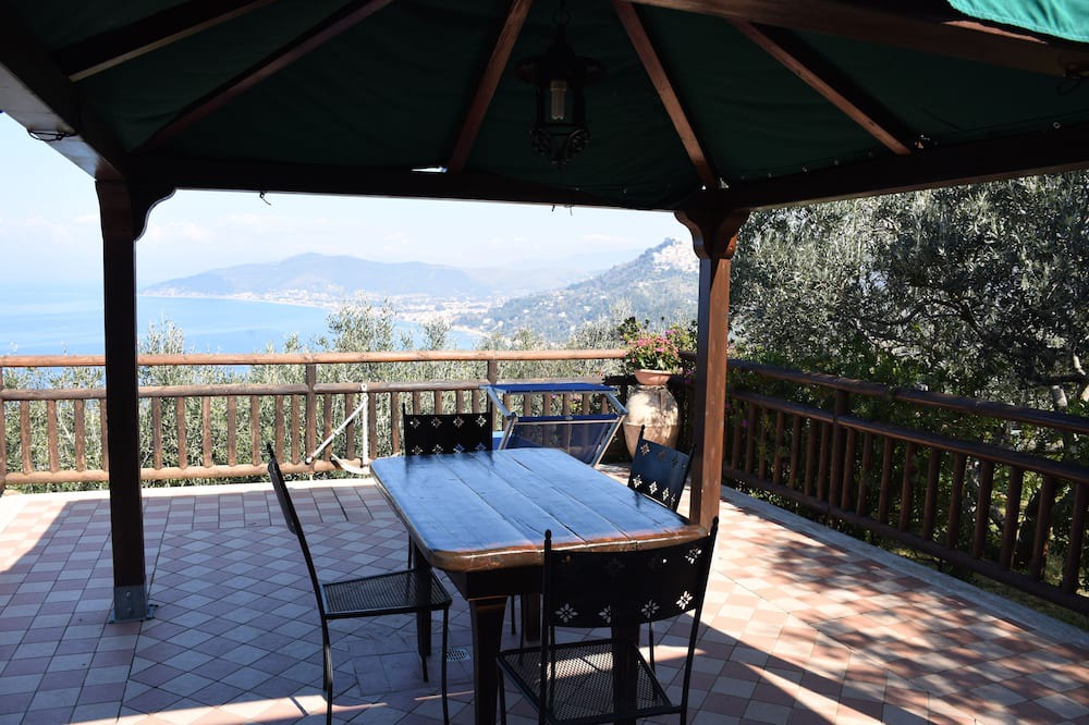 Photo of Patio Balcony in Castellabate
