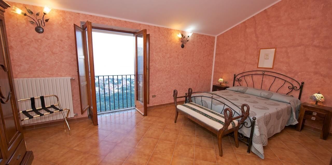 Photo of Bedroom in Scala