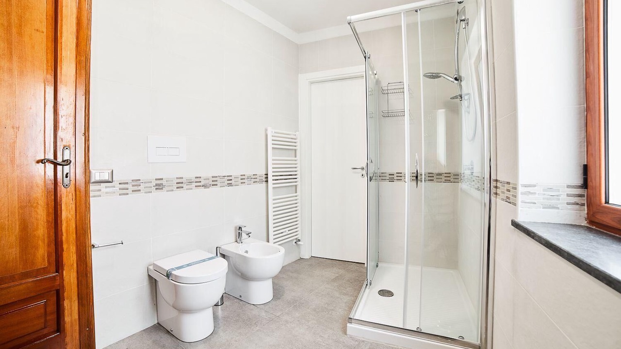 Photo of Bathroom in Scala