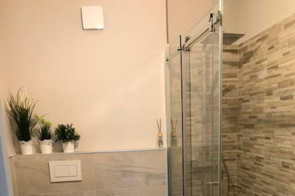 Photo of Bathroom in Quartiere XXIII Alessandrino