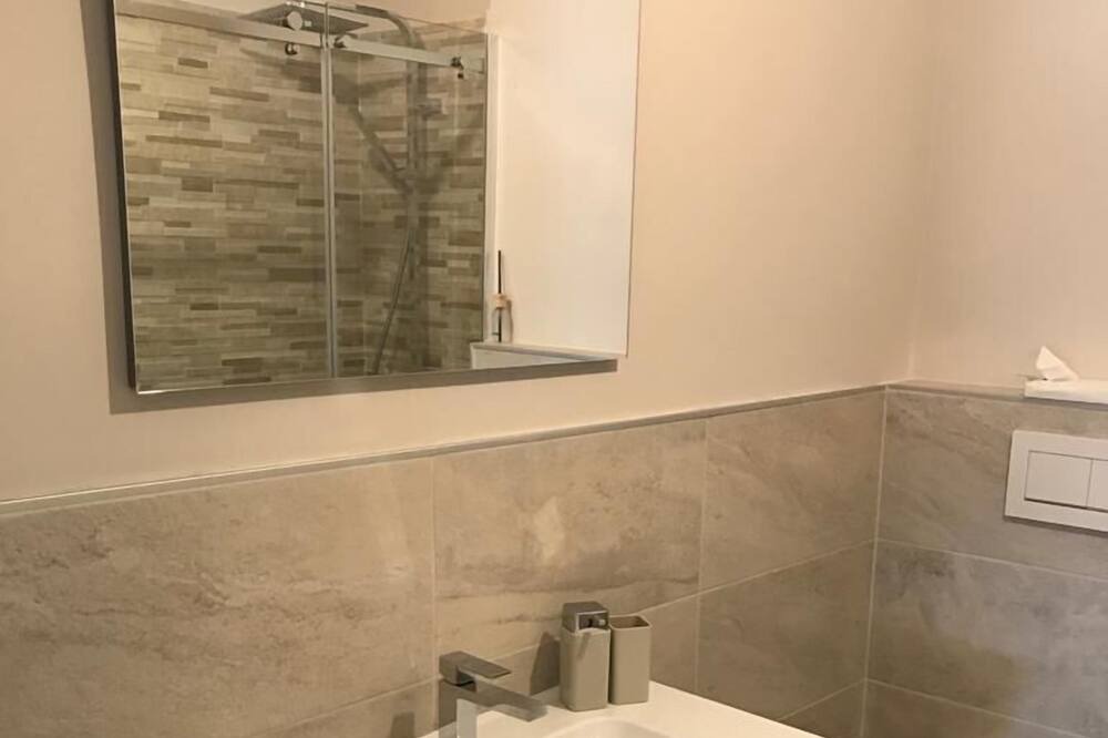 Photo of Bathroom in Quartiere XXIII Alessandrino