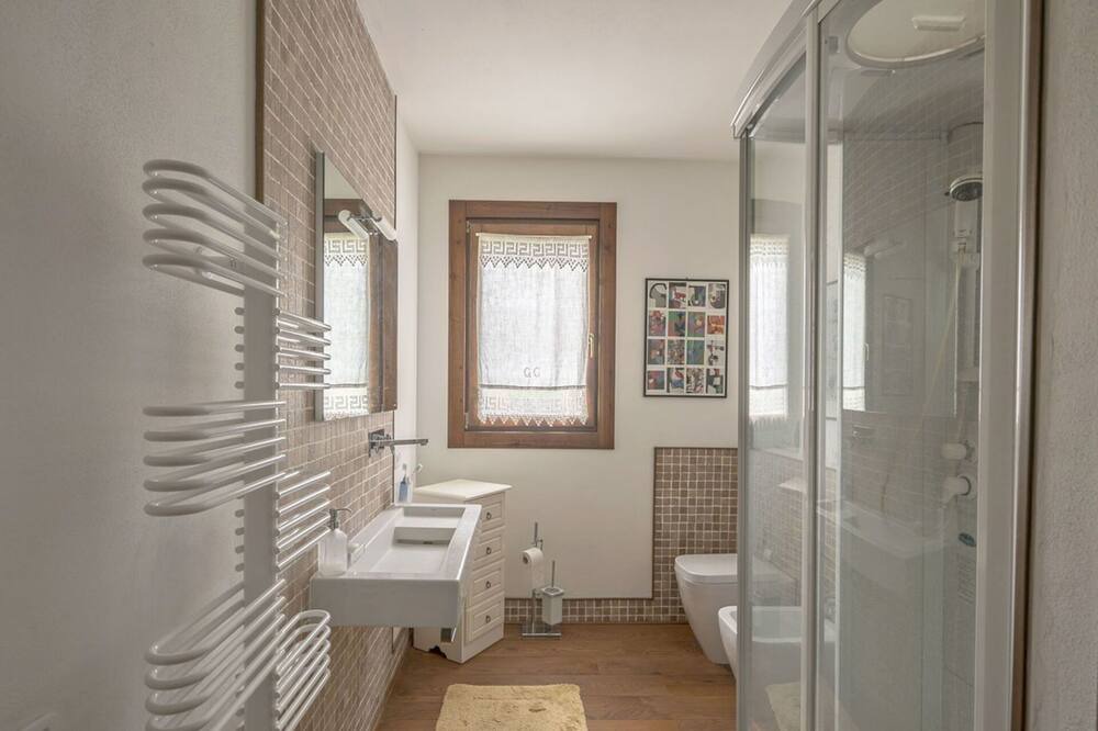 Photo of Bathroom in Roccastrada