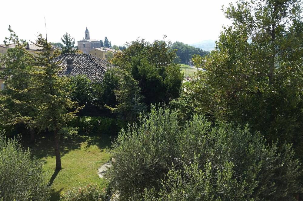 Photo of Outdoor in Avenale
