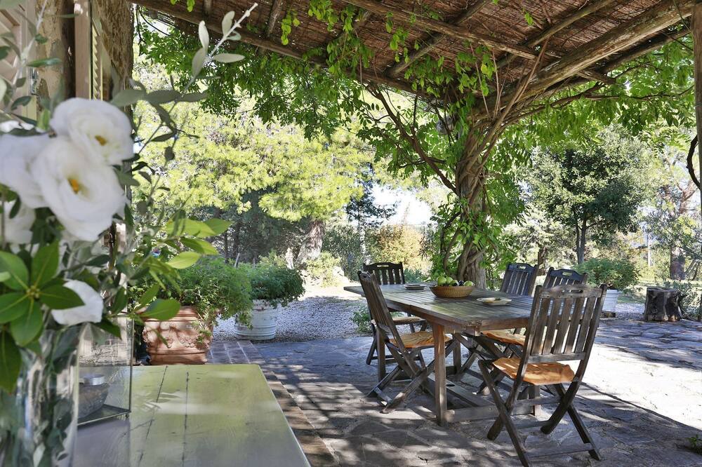 Photo of Patio Balcony in Manciano