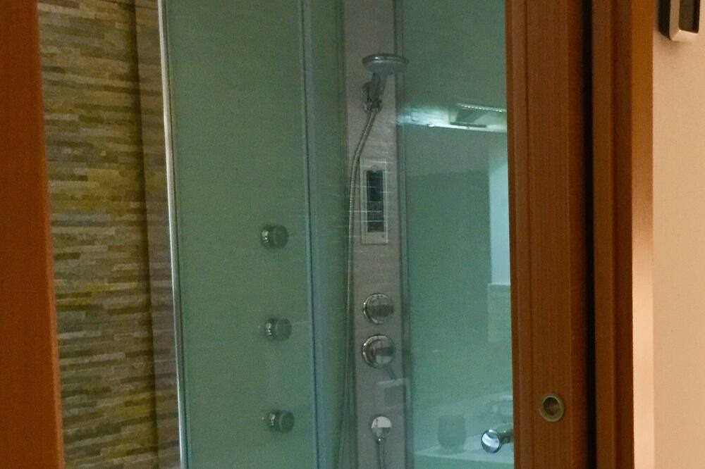 Photo of Bathroom in Palese