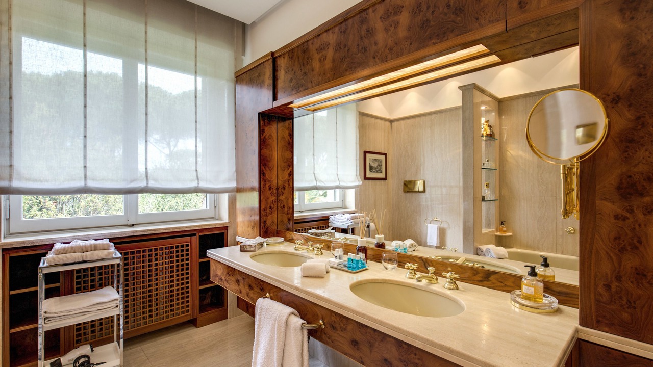 Photo of Bathroom in Zona XXXIV Casal Palocco