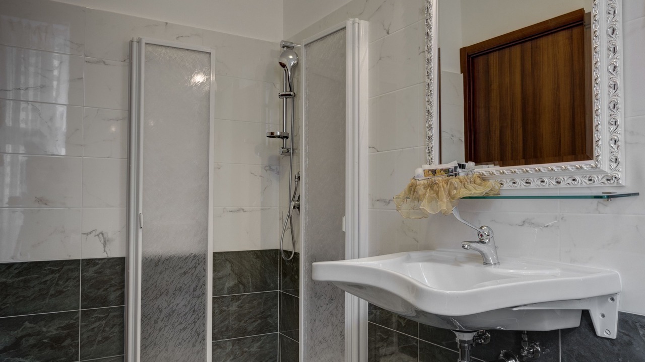 Photo of Bathroom in Rione VII Regola