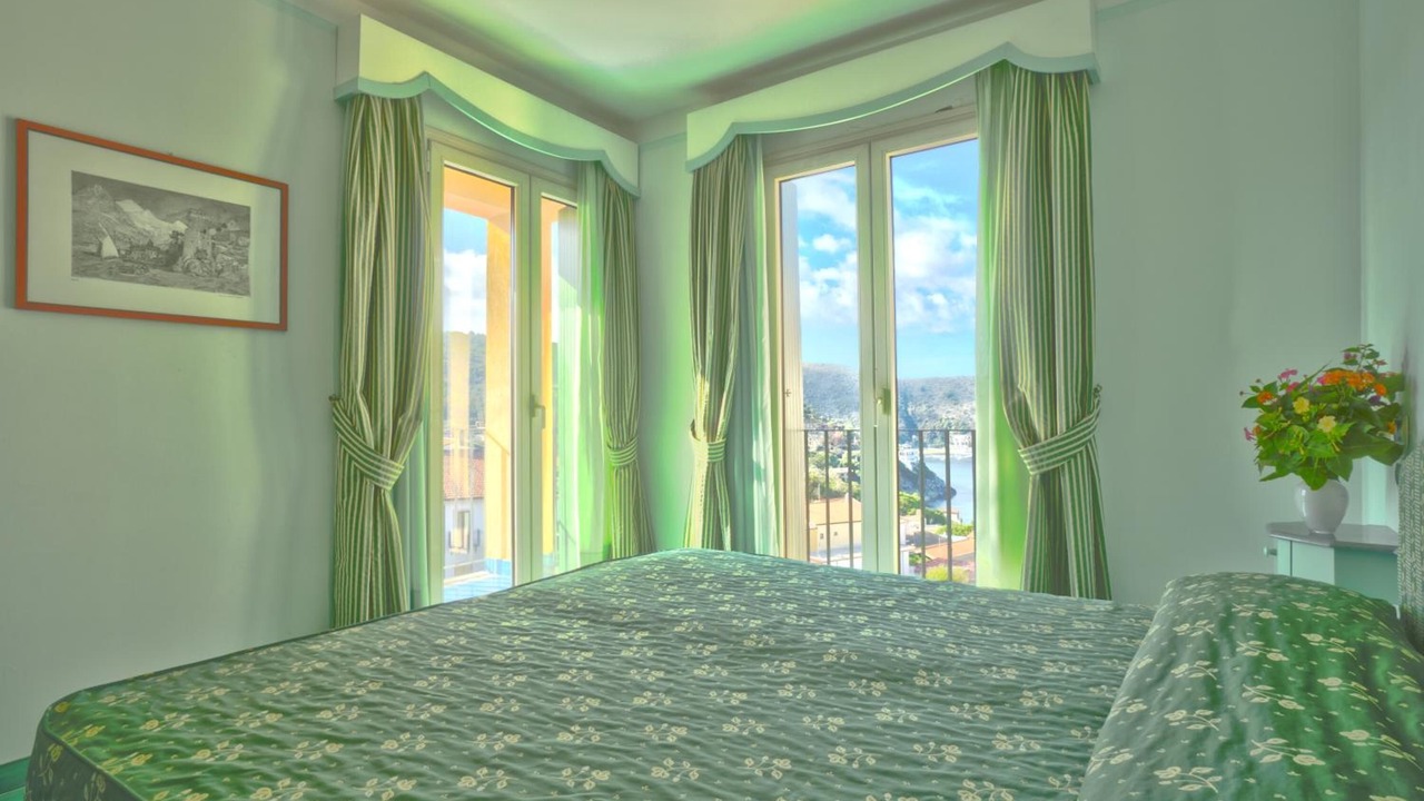 Photo of Bedroom in Palinuro