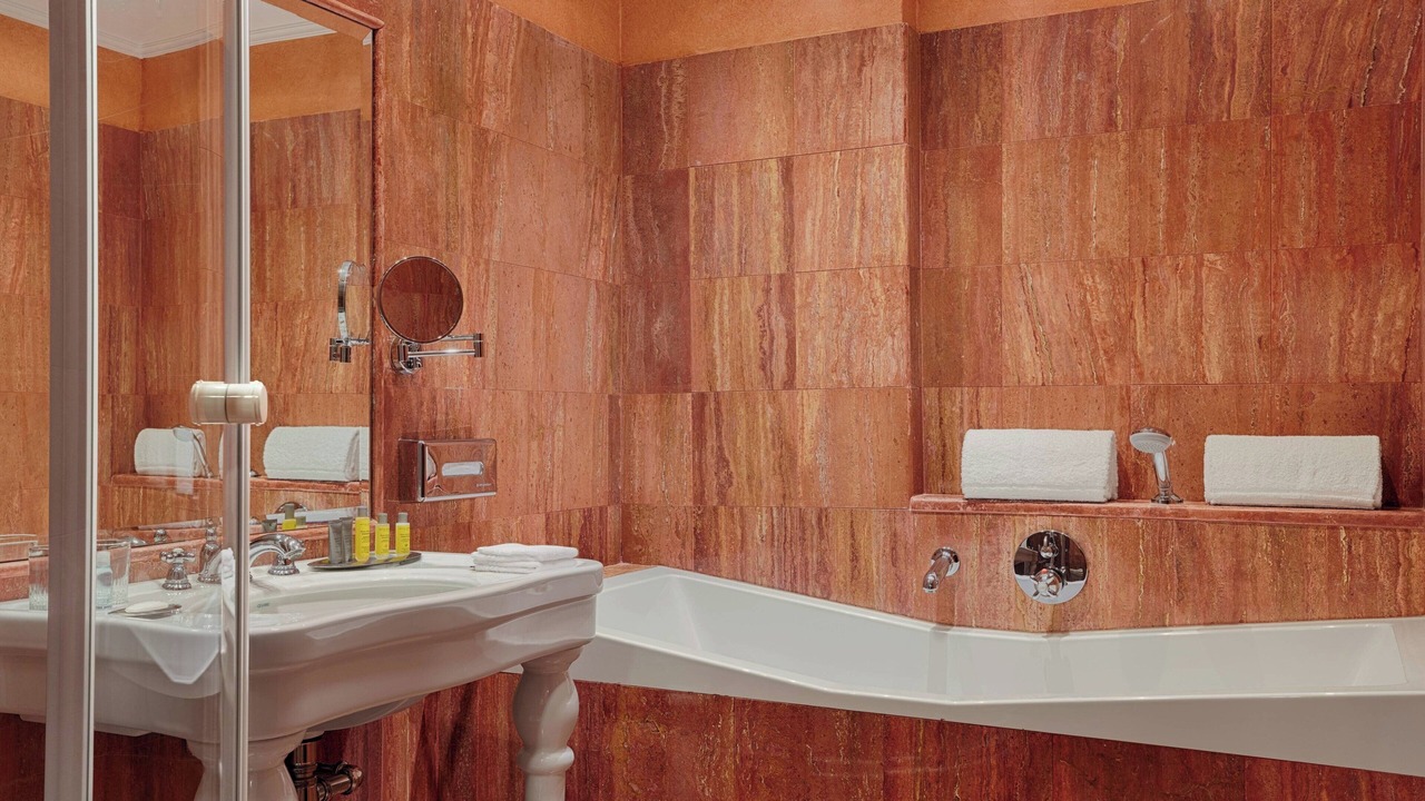 Photo of Bathroom in Zona XL Magliana Vecchia