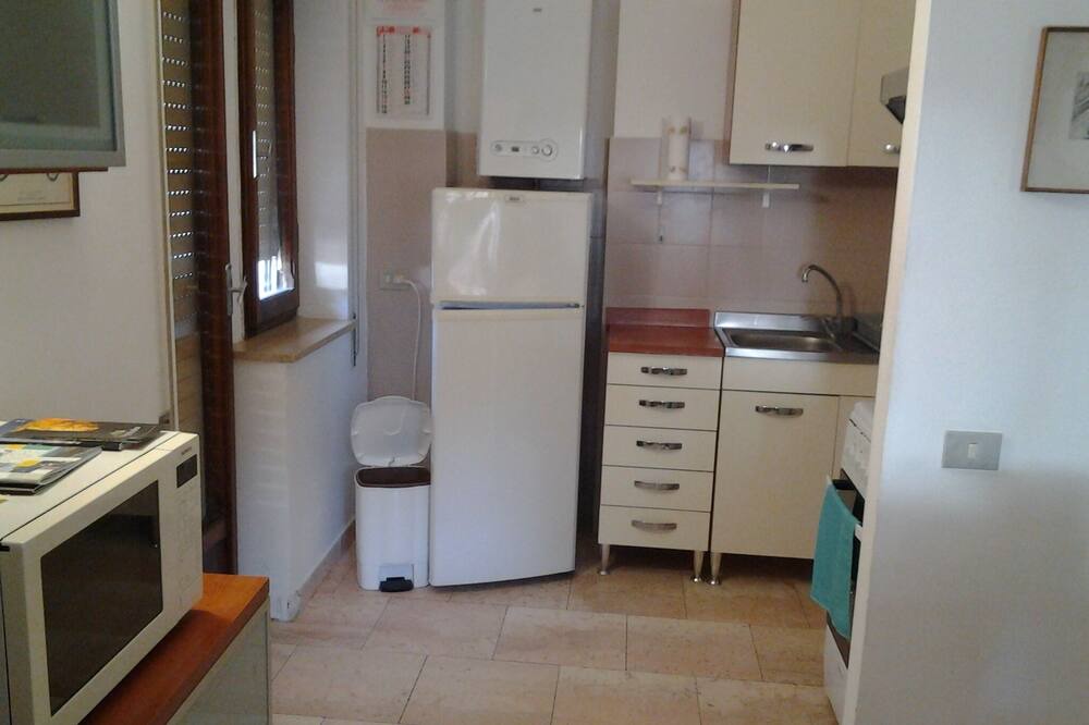 Photo of Kitchen in Lido di Tarquinia
