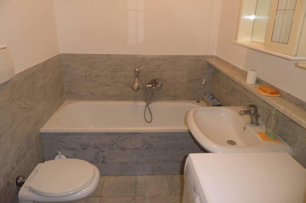 Photo of Bathroom in Lido di Tarquinia