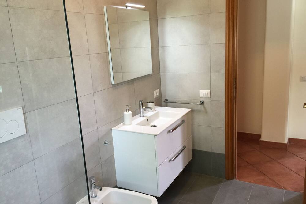 Photo of Bathroom in Cinecitta