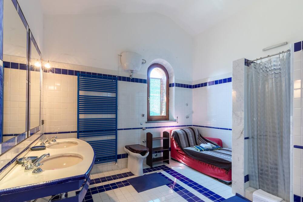Photo of Bathroom in Montegabbione