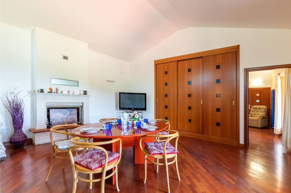 Photo of Bedroom in Montegabbione