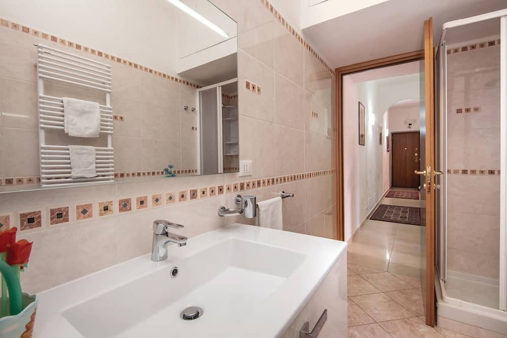 Photo of Bathroom in Monteverde Nuovo