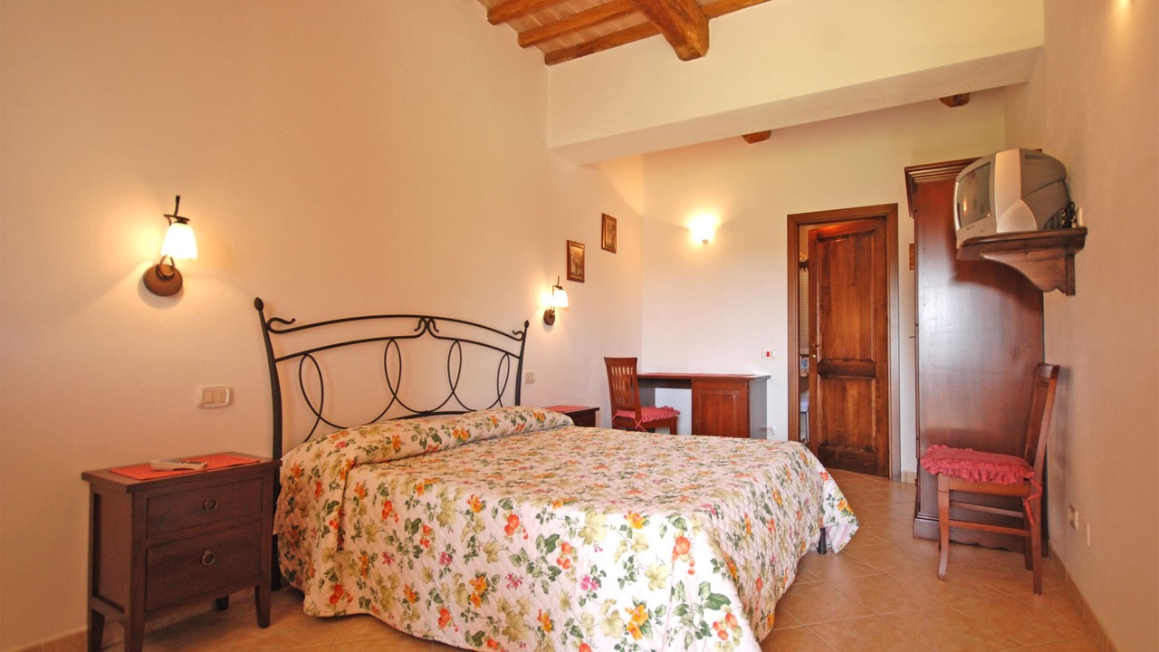 Photo of Bedroom in Saturnia