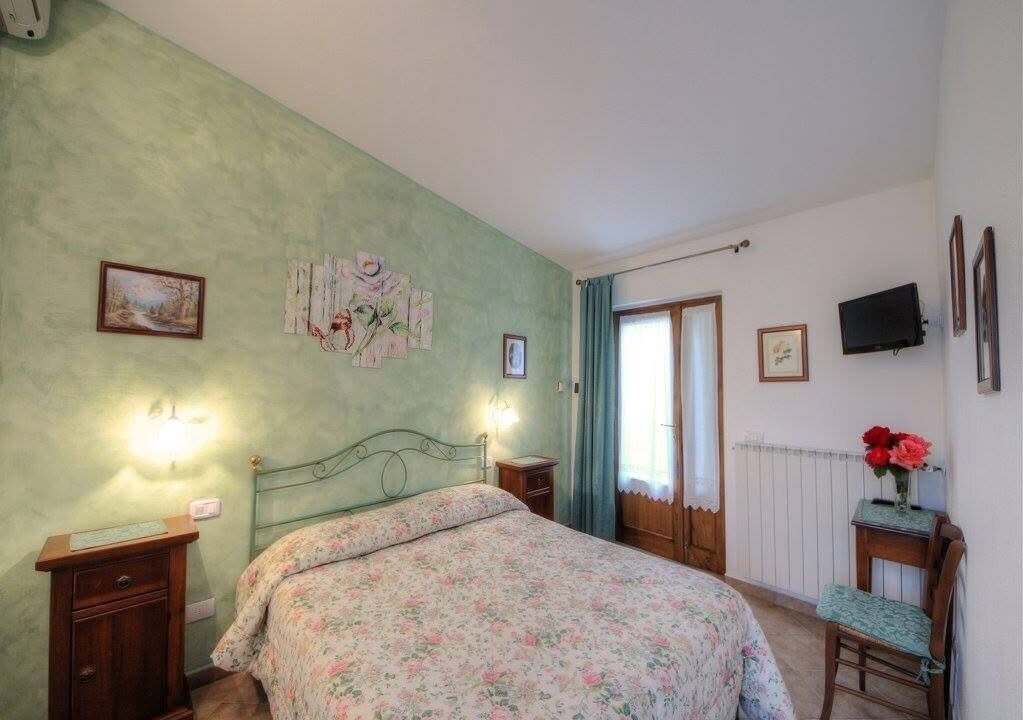 Photo of Bedroom in Saturnia