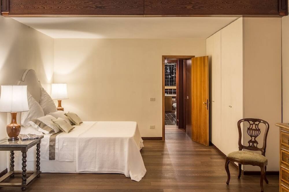 Photo of Bedroom in Rione IX Pigna