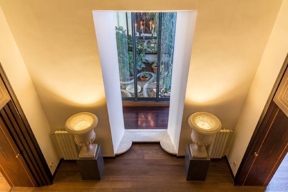 Photo of Bedroom in Rione IX Pigna