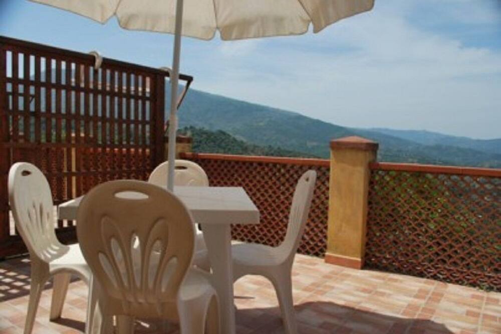 Photo of Patio Balcony in Stella Cilento