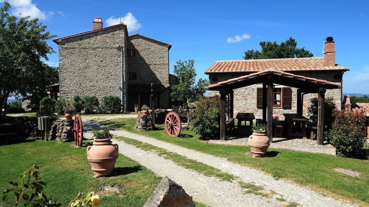 Photo of Outdoor in Semproniano