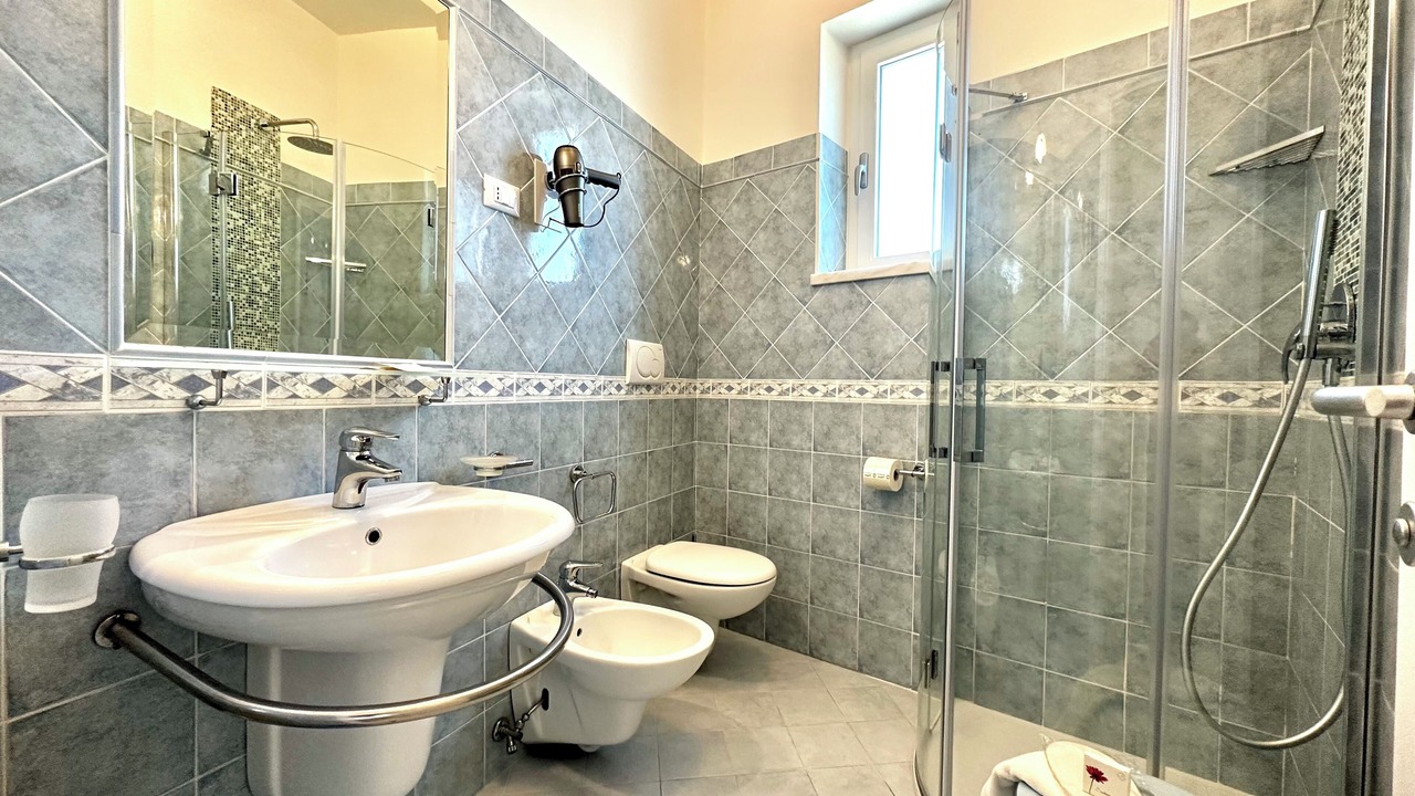 Photo of Bathroom in Sperlonga