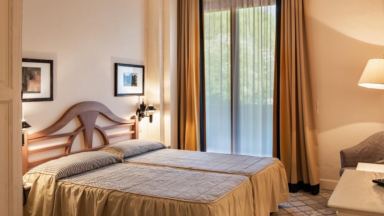 Photo of Bedroom in Roccamare