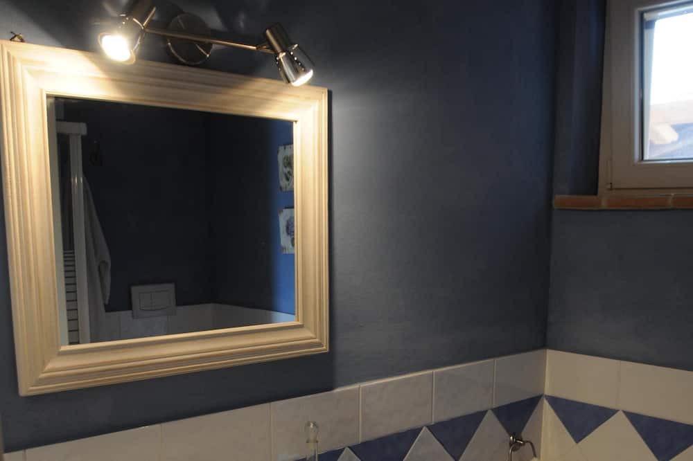 Photo of Bathroom in Montoro