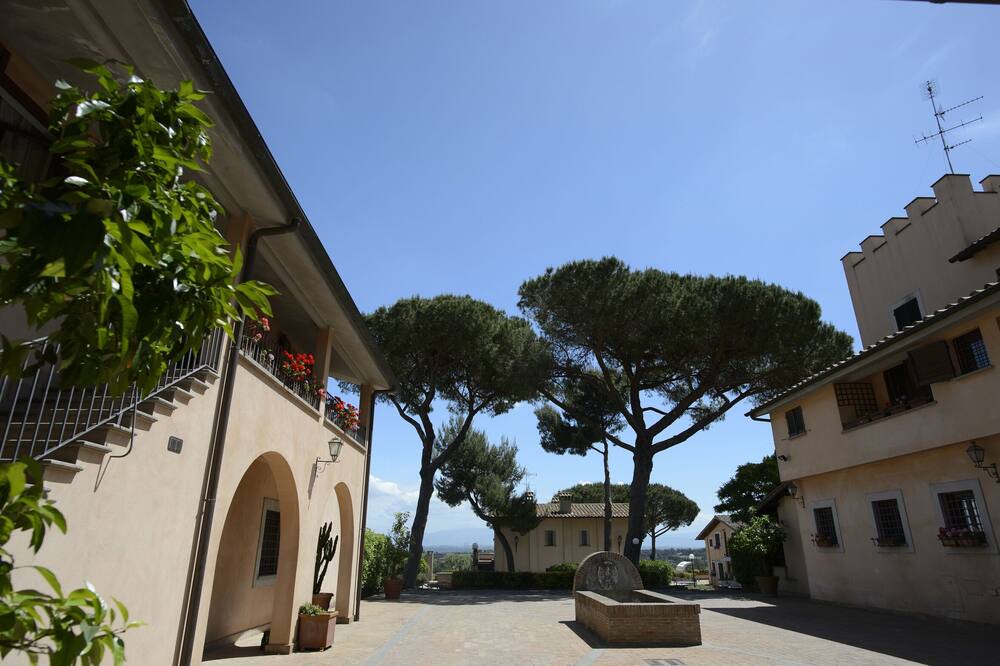 Photo of Outdoor in Cassia