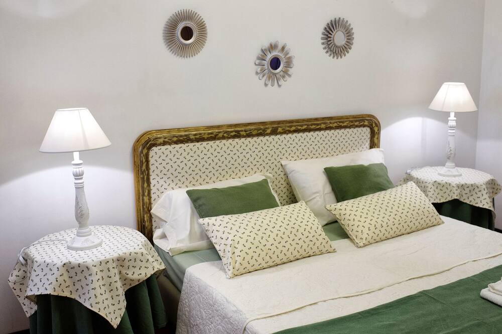 Photo of Bedroom in Cassia
