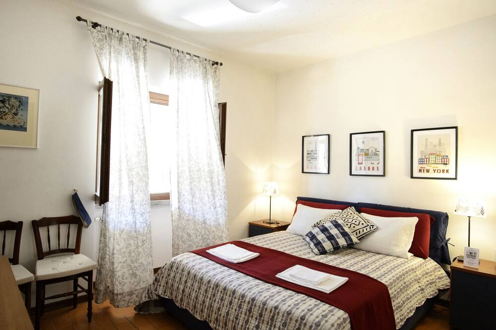 Photo of Bedroom in Cassia
