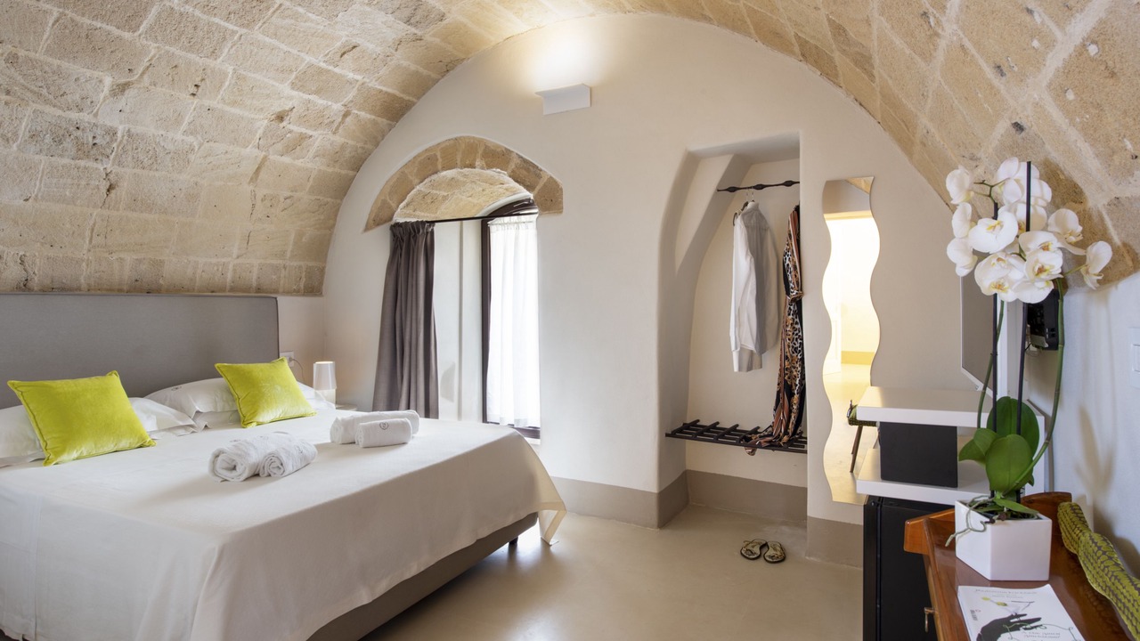 Photo of Bedroom in Gallipoli Historic Center
